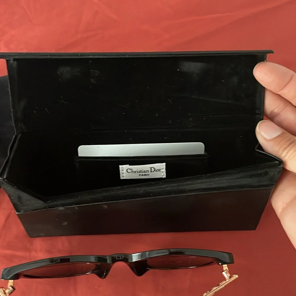 Christian Dior Sunglasses - Picture 5 of 8